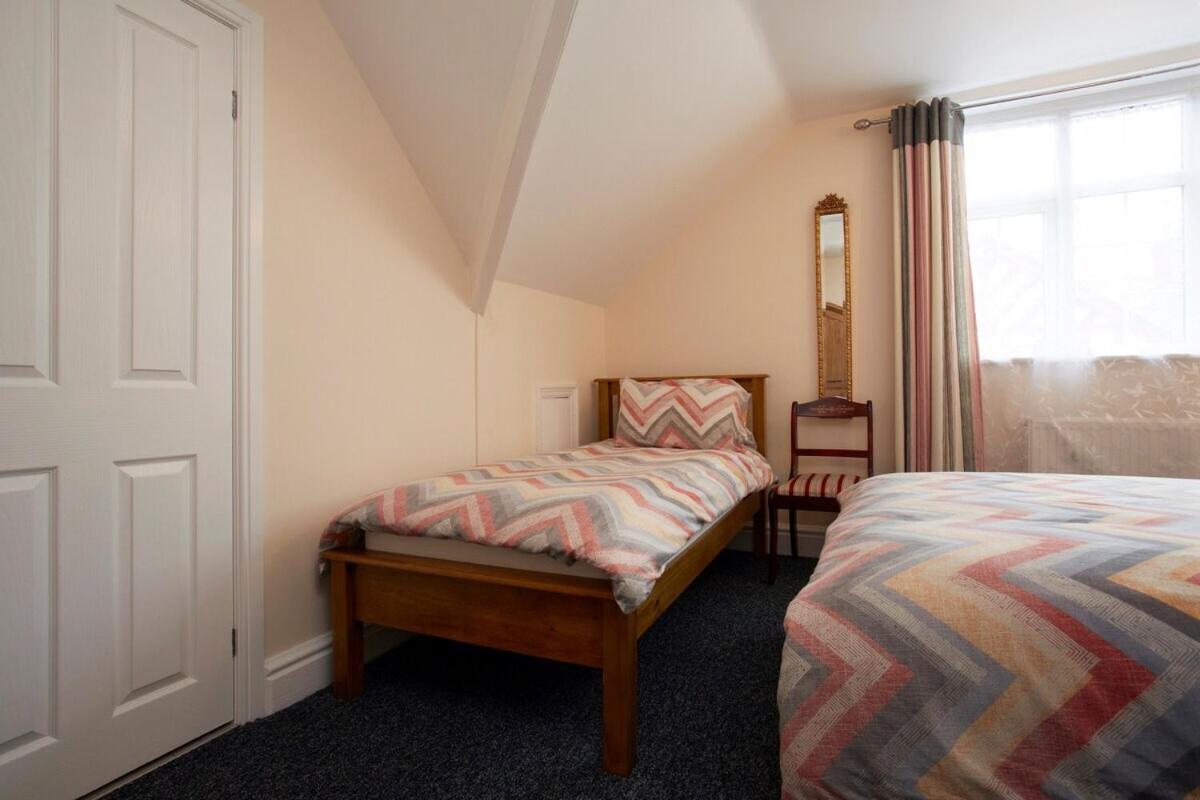 Vas' House York