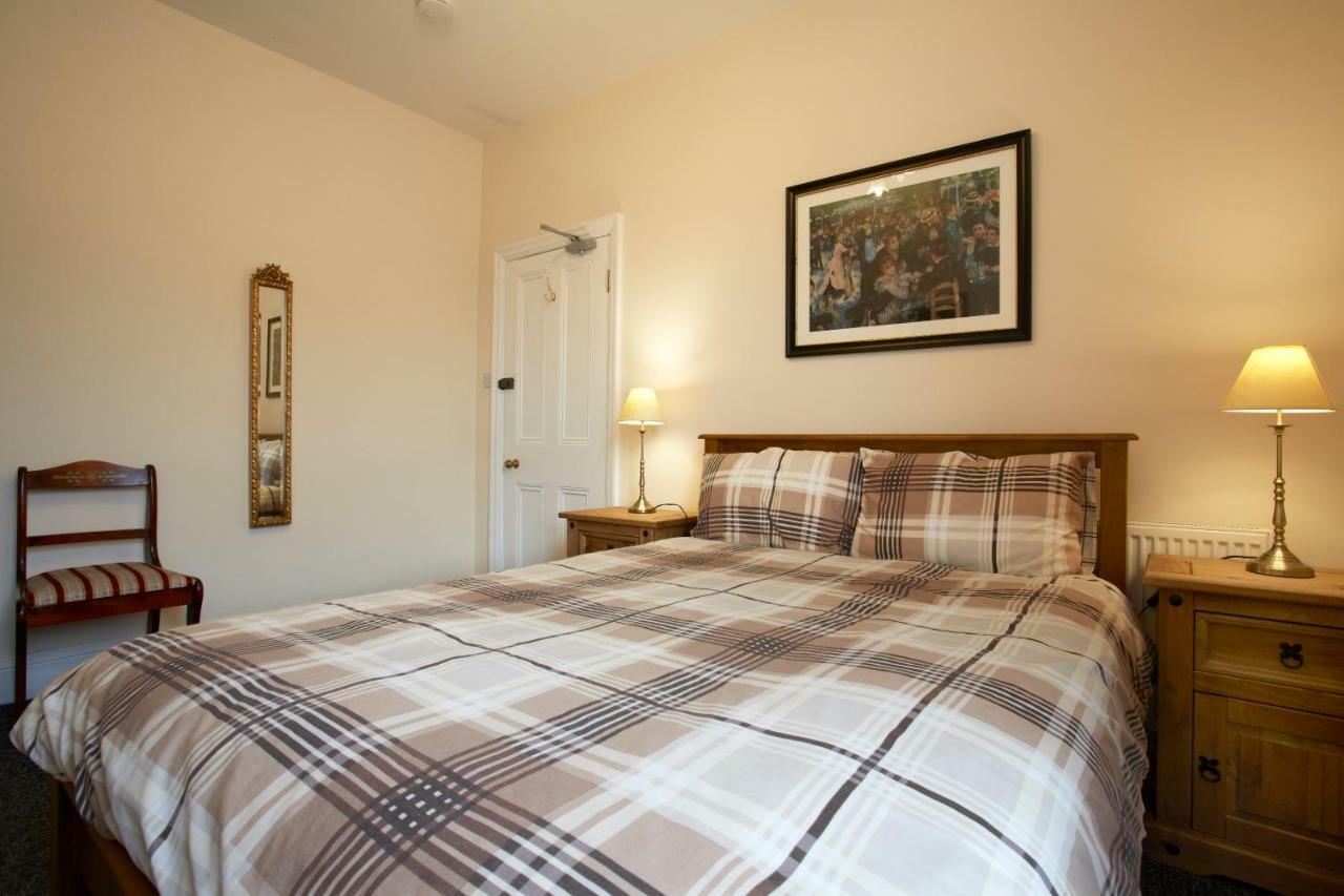 Vas' House Homestay York